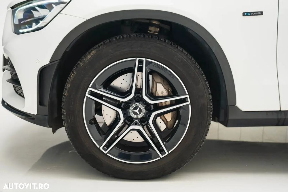 Mercedes-Benz GLC - 4