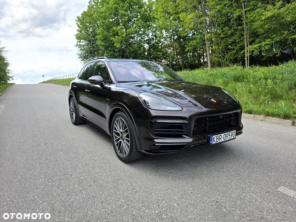 Porsche Cayenne E-Hybrid Platinum Edition - 3