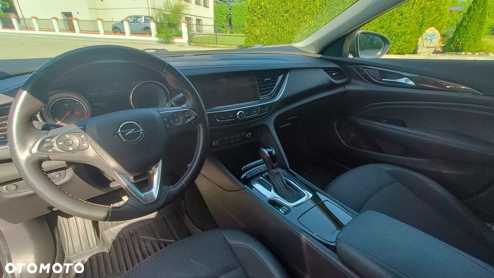 Opel Insignia - 21
