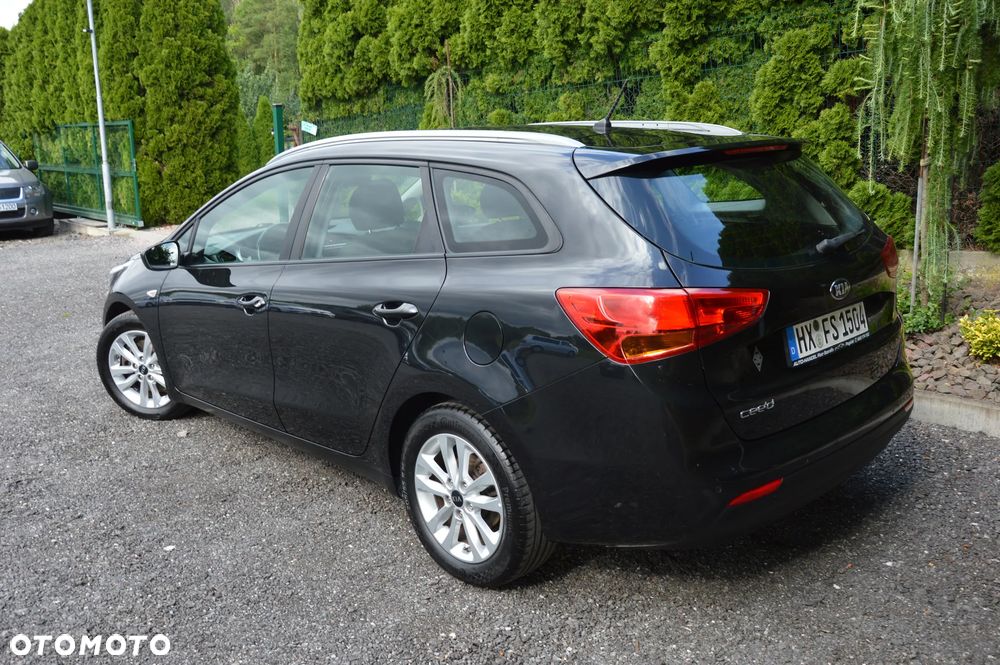 Kia Ceed - 23