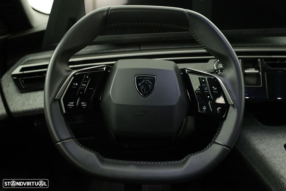 Peugeot 5008 1.2 Hybrid Allure e-DCS6 - 14