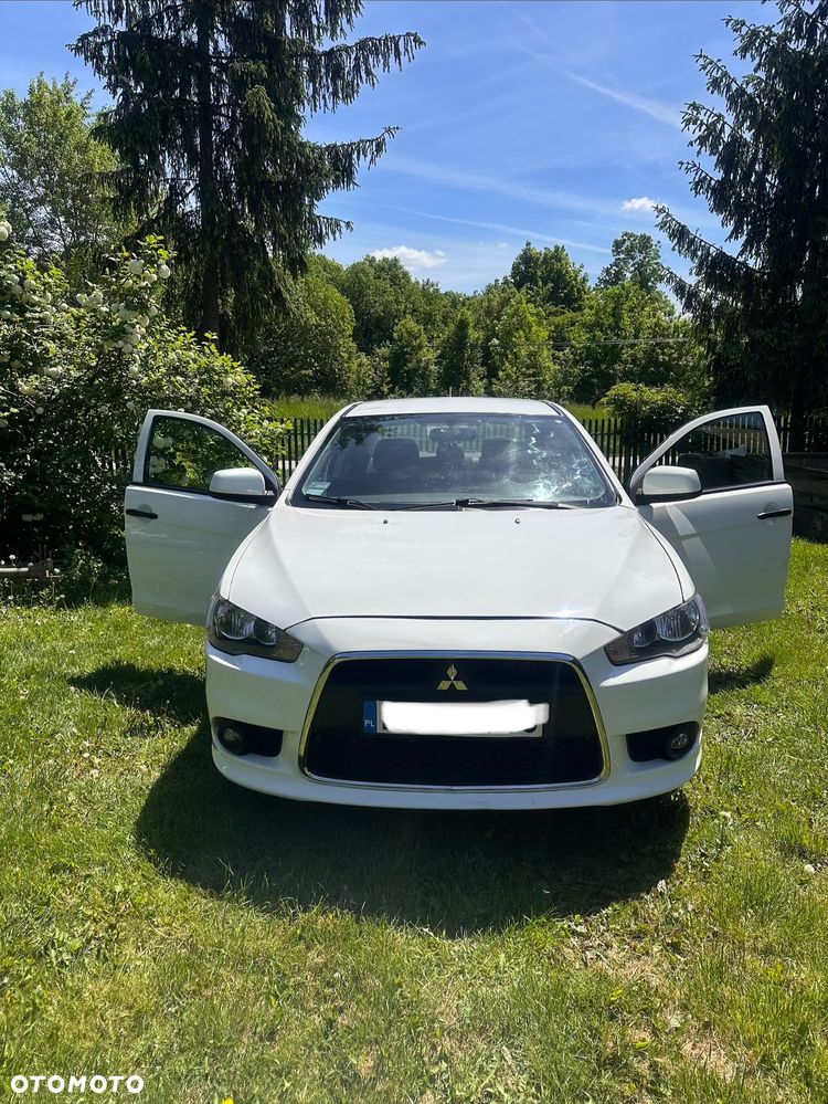 Mitsubishi Lancer 1.5 - 9