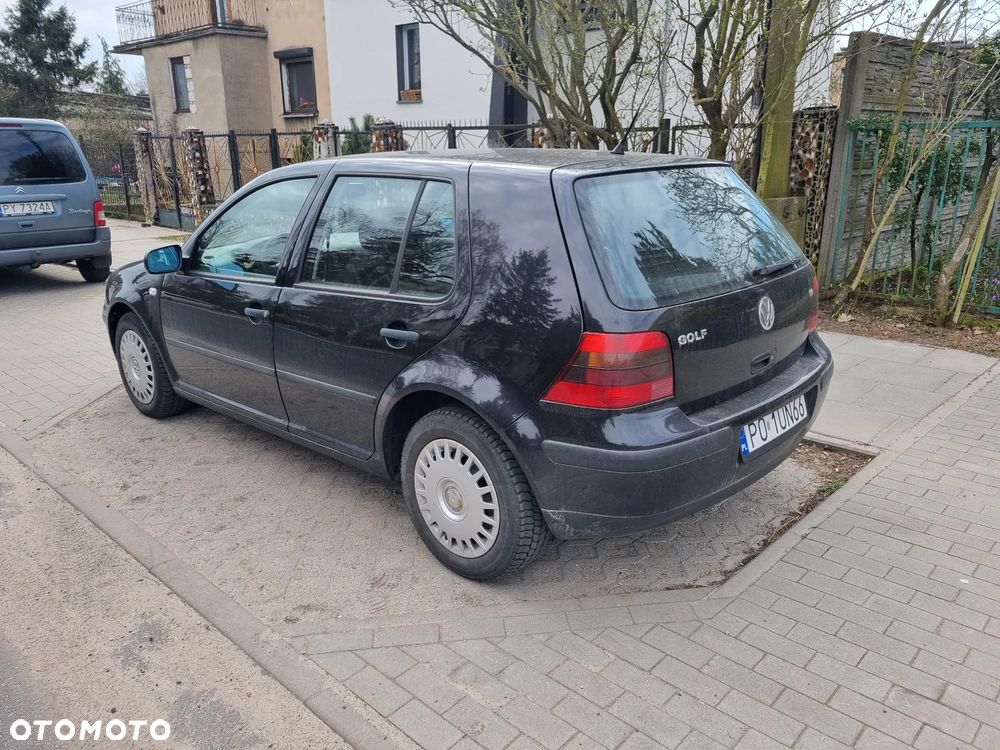Volkswagen Golf 1.6 Comfortline - 7