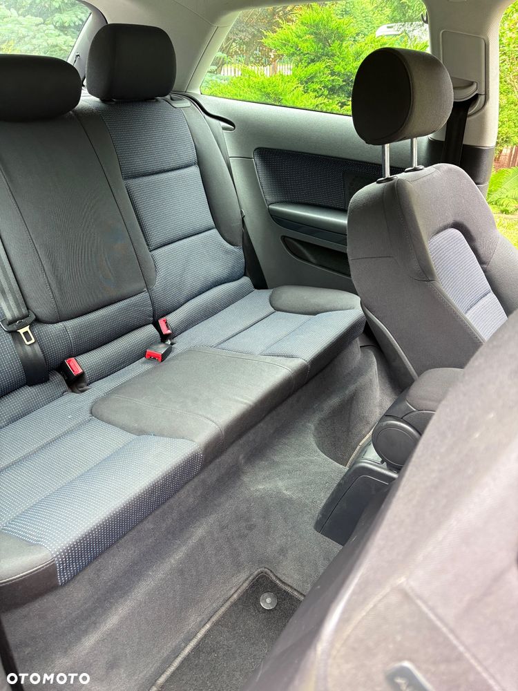 Audi A3 3-drzwiowe 1.6 Ambiente - 6
