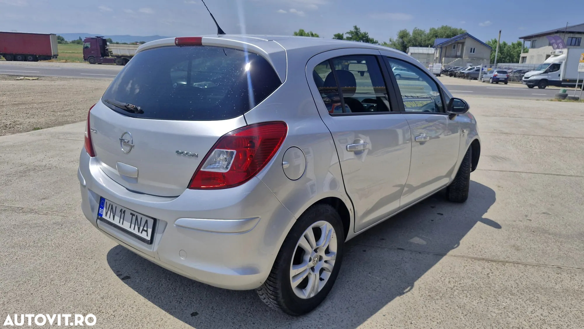 Opel Corsa 1.2 Easytronic Enjoy 150 Years Edition - 7