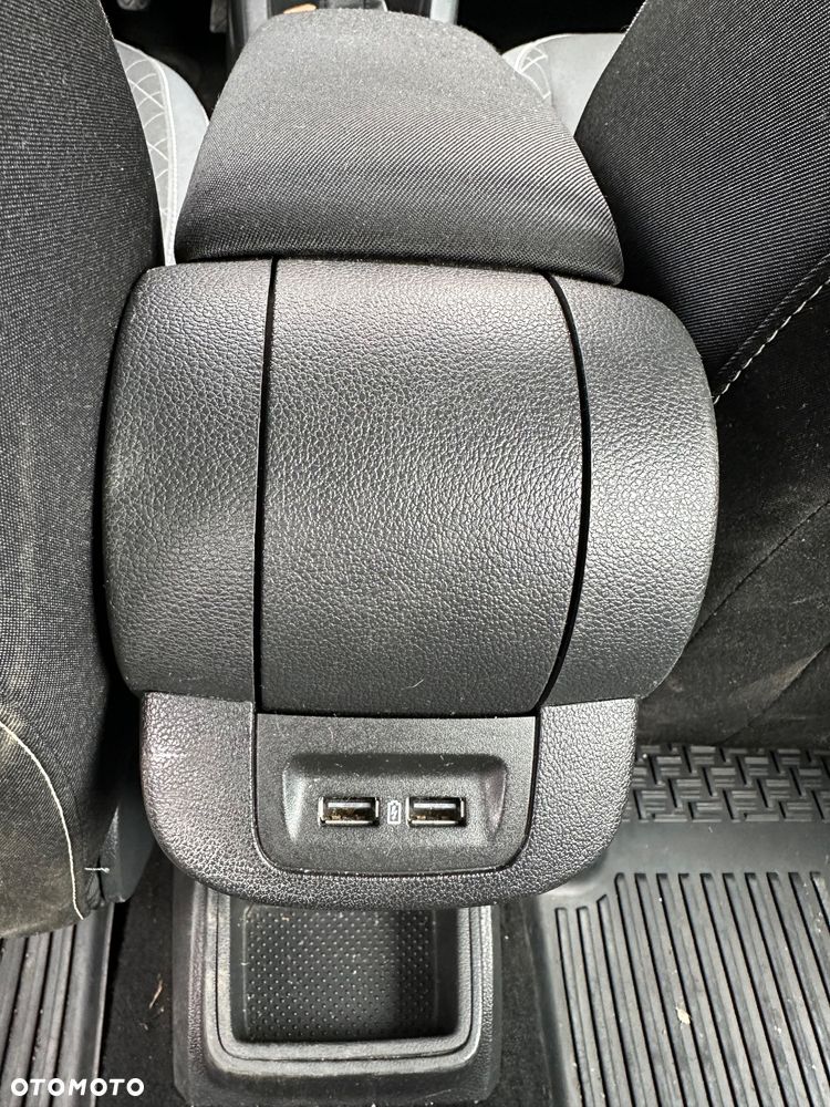 Skoda Fabia 1.0 TSI Ambition - 9