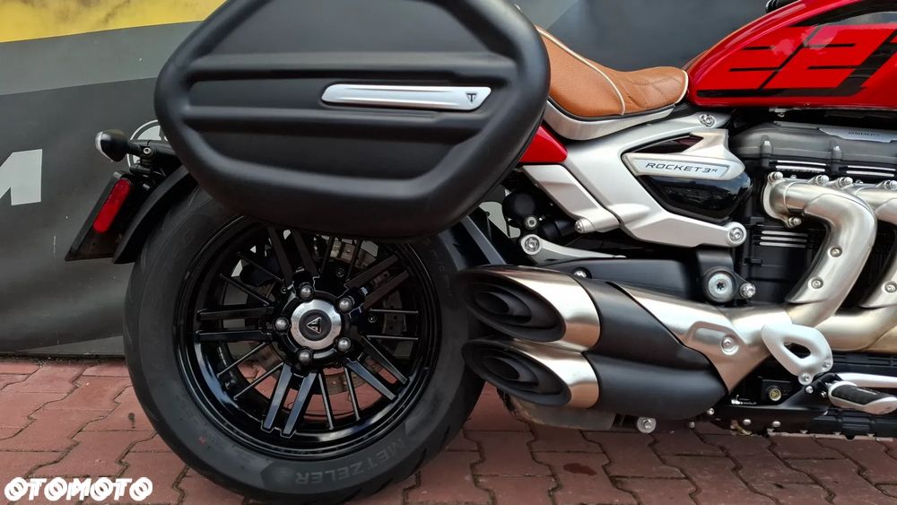 Triumph Rocket - 9