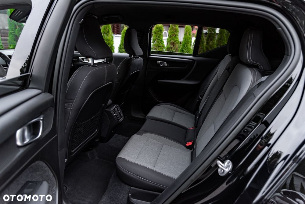 Volvo XC 40 B4 B DKG Ultimate Dark - 20