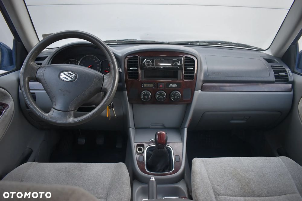 Suzuki Grand Vitara - 5