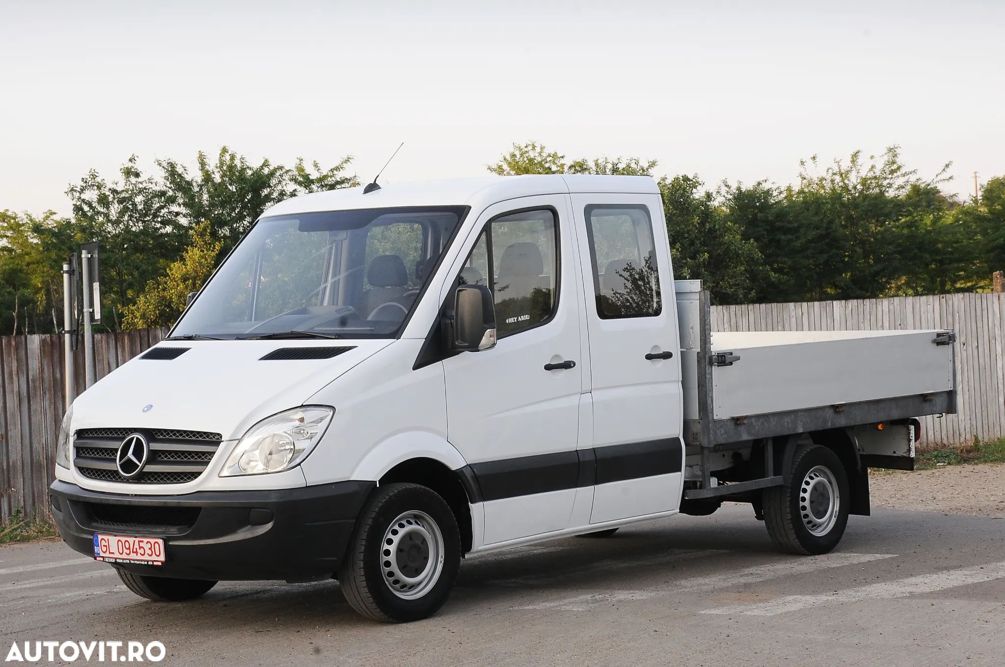 Mercedes-Benz Sprinter - 1