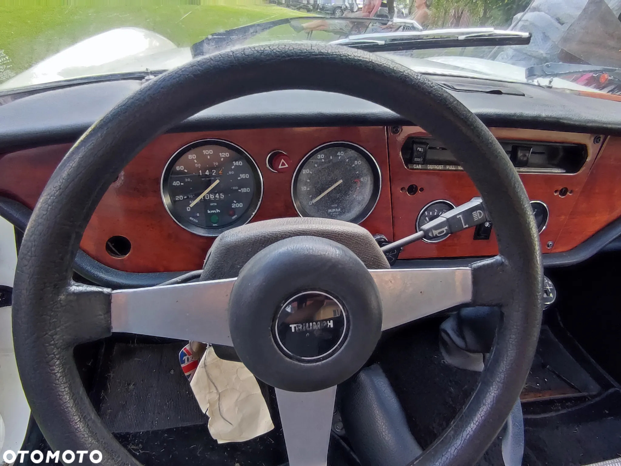 Triumph Spitfire - 12