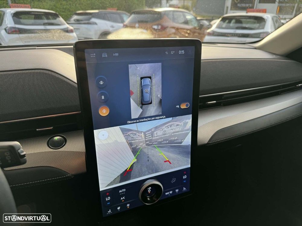 Ford Mustang Mach-E 75.7 kWh Base - 17