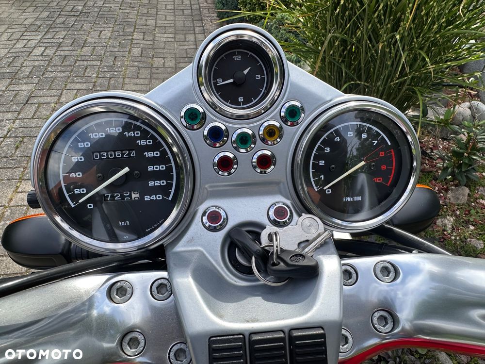 BMW R - 30