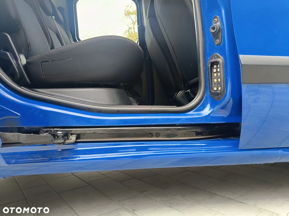 Opel Combo - 23