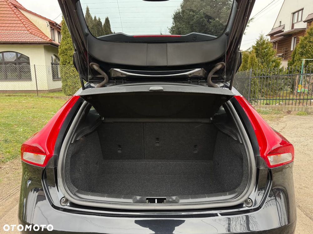 Volvo V40 D4 RDesign - 31