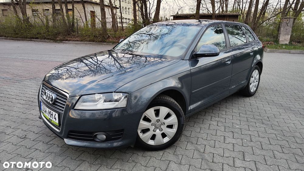 Audi A3 Sportback 1.6 Attraction - 2