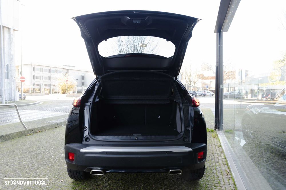 Peugeot 2008 1.2 PureTech GT Line EAT8 - 26