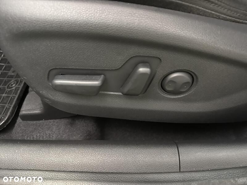 Hyundai Tucson 1.6 T-GDi Premium 4WD DCT - 19