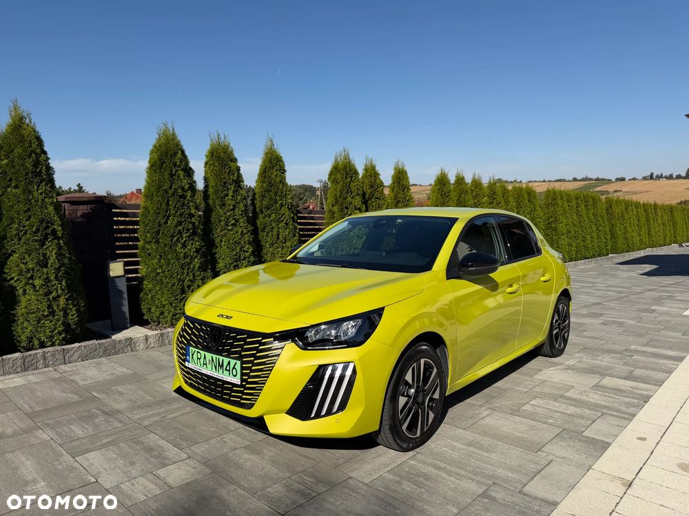 Peugeot 208 Allure - 3