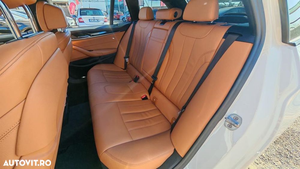 BMW Seria 5 540i xDrive Aut. Luxury Line - 10