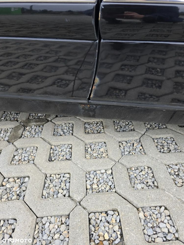 Mercedes-Benz Klasa E 250 TD Avantgarde - 12