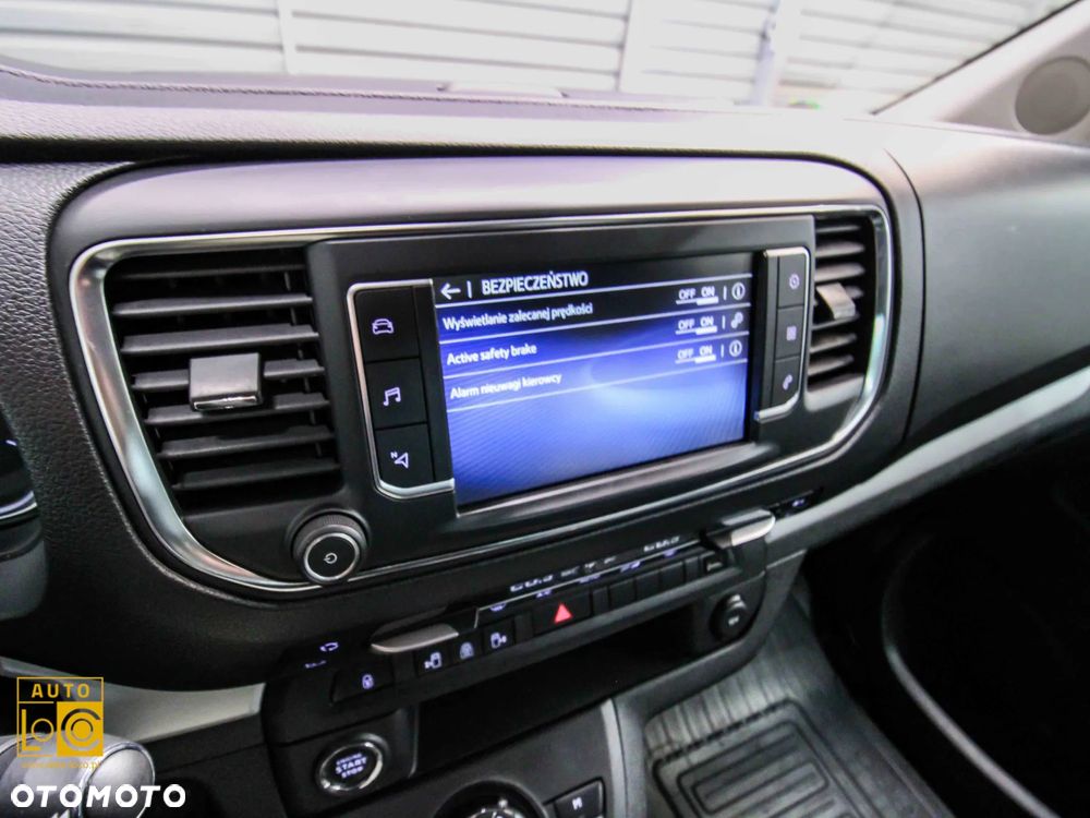 Toyota Proace Verso 2.0 D4-D Medium VIP - 26