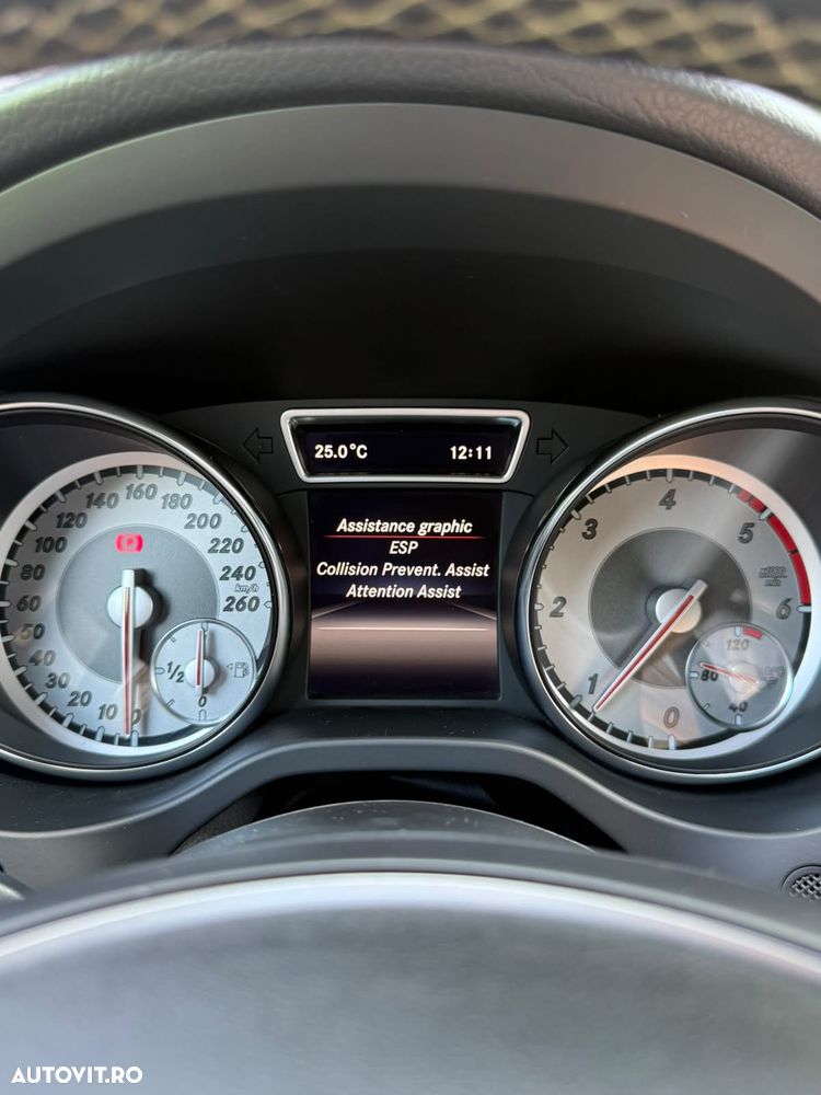 Mercedes-Benz CLA 180 d - 19