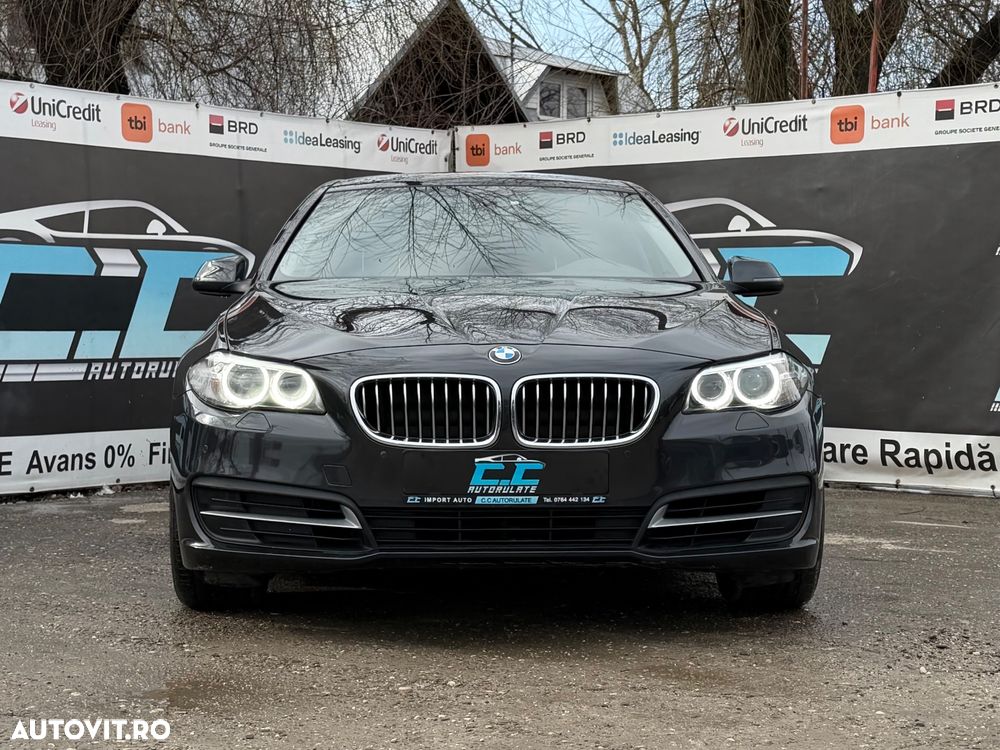 BMW Seria 5 525d Luxury Line - 2