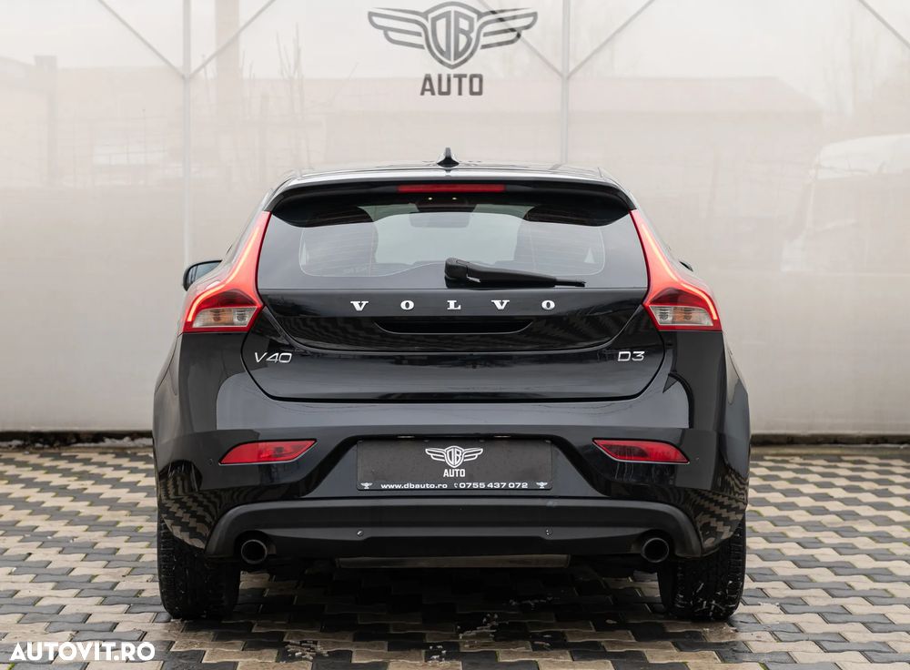 Volvo V40 D3 Geartronic Momentum - 4