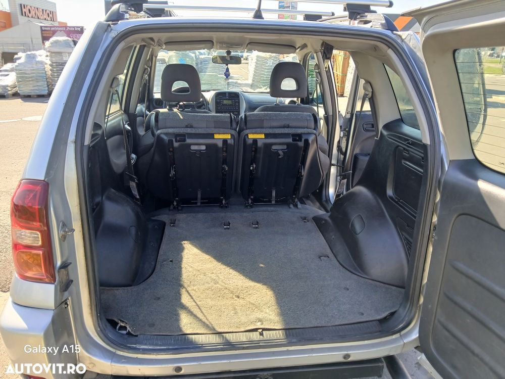 Toyota RAV4 2.0 D-4D Confort - 4