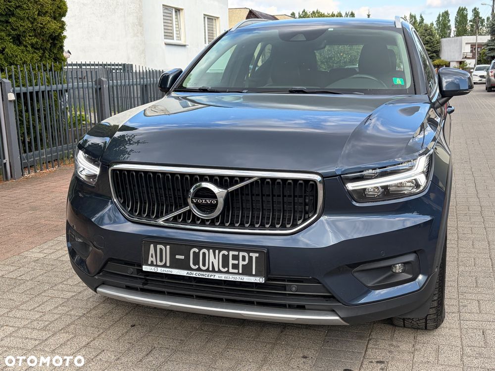 Volvo XC 40 D3 Momentum Pro - 2
