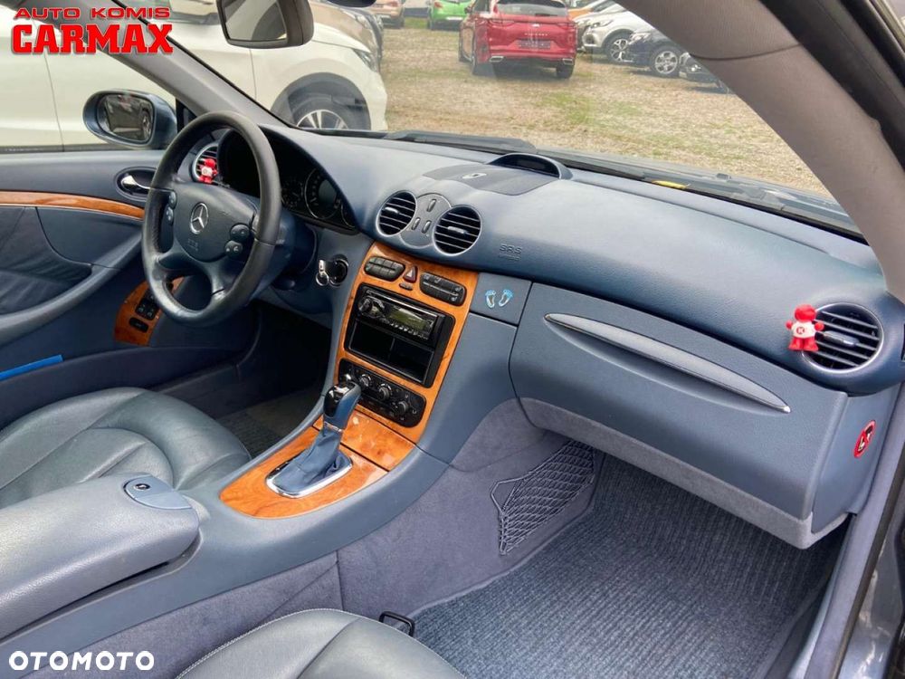 Mercedes-Benz CLK - 21