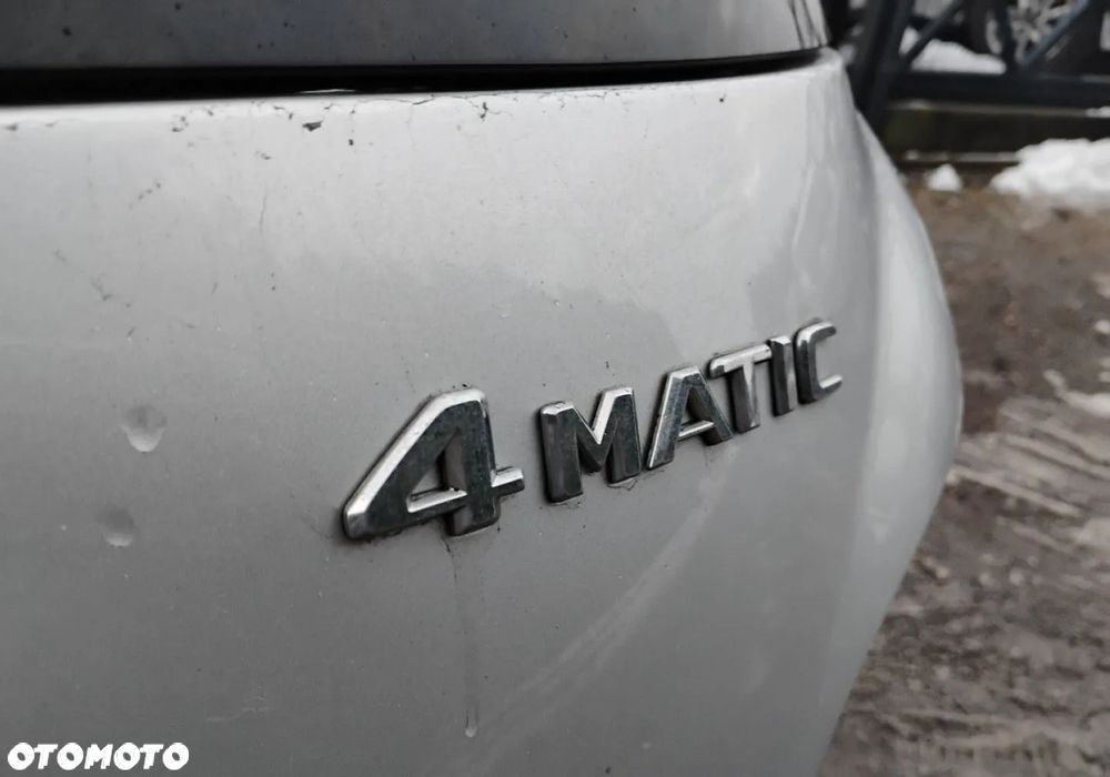 Mercedes-Benz Klasa R - 24