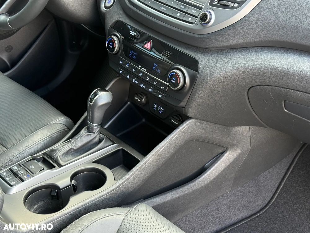 Hyundai Tucson 2.0 CRDI 4WD Automatik Premium - 13