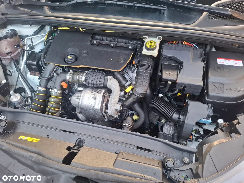 Citroën C4 BlueHDi 120 Stop&Start Selection - 17