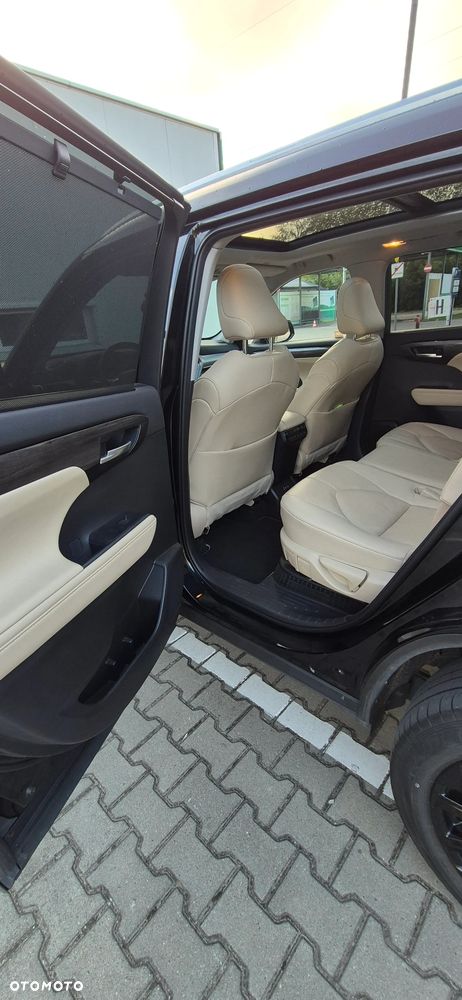 Toyota Highlander 2.5 Hybrid Executive - 19