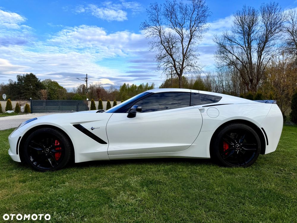 Chevrolet Corvette - 7