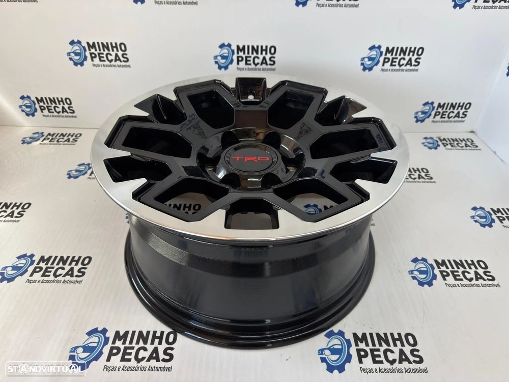 Jantes Look TRD 4x4 em 17 (6x139.7) preto polido - 7