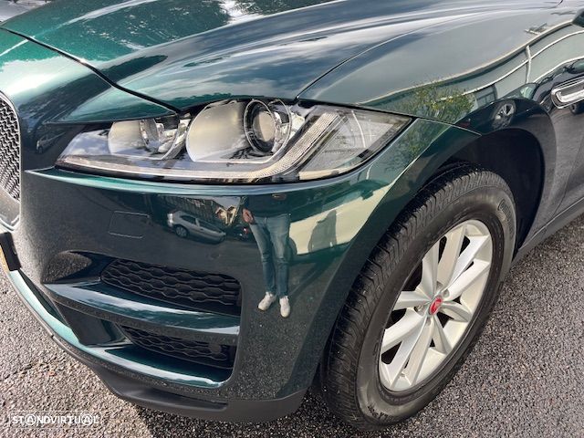 Jaguar F-Pace 2.0 i4D Portfolio Aut. - 9