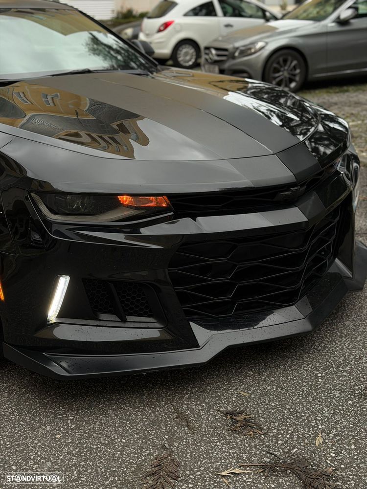 Chevrolet Camaro 2.0 Aut. - 26