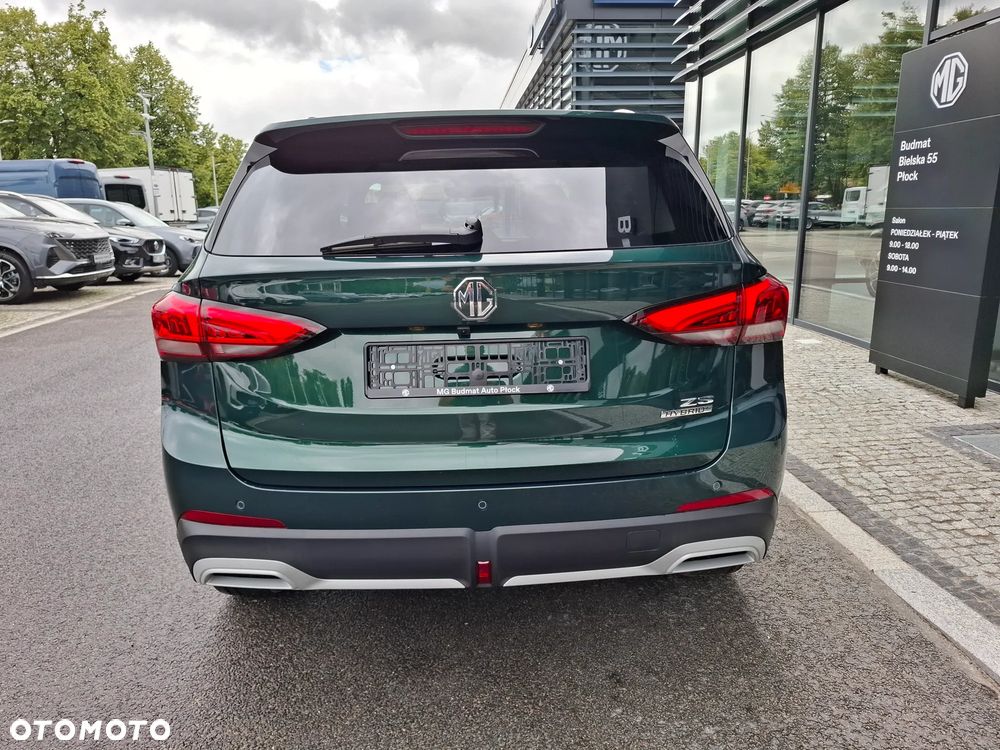 MG ZS Hybrid+ - 12