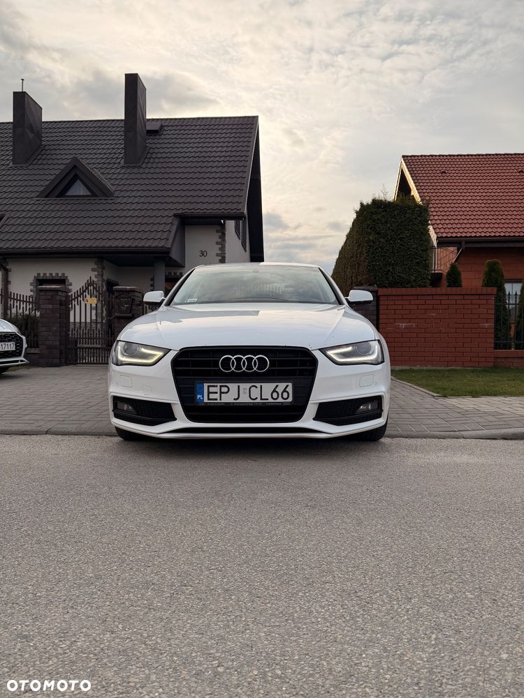 Audi A4 Limousine - 6