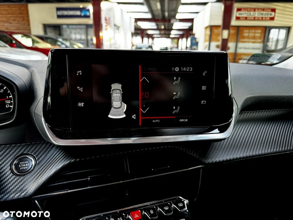 Peugeot 2008 PureTech 130 Allure S&S EAT8 - 18