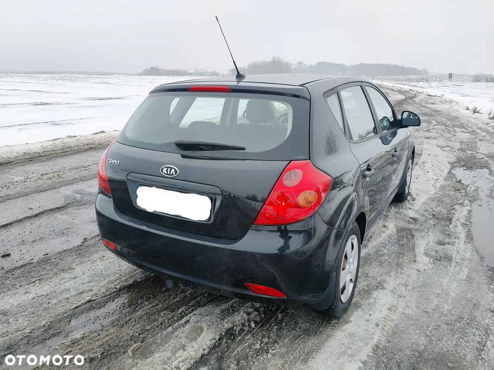 Kia Ceed 1.4 Comfort - 10