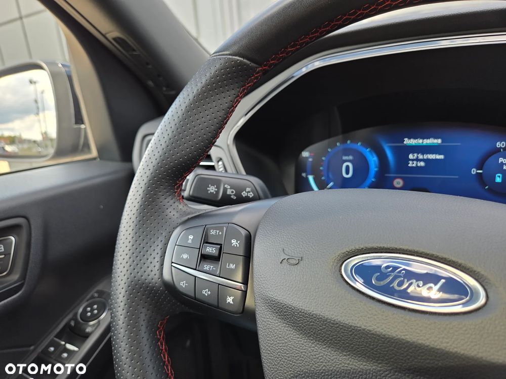 Ford Kuga 2.5P PHEV FWD ST-Line X - 28