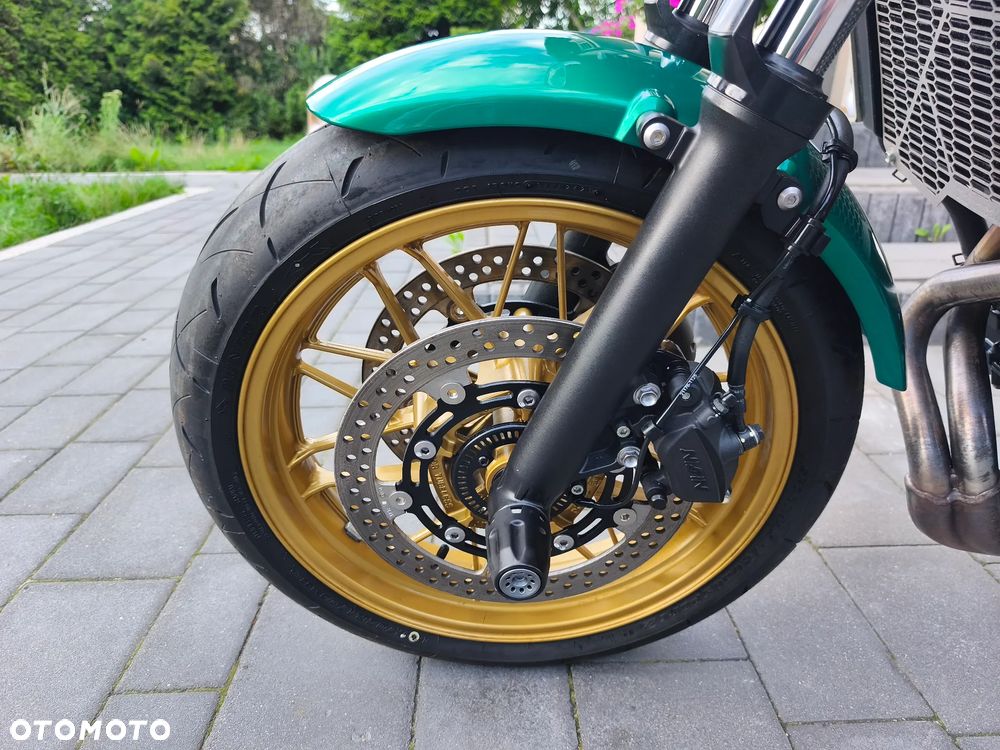 Kawasaki Z 650 RS - 26
