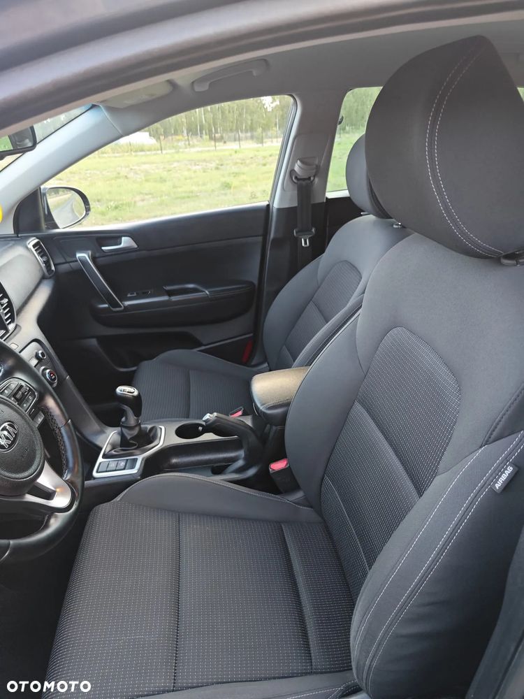 Kia Sportage 1.6 GDI Business Line 2WD - 19