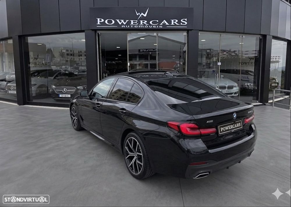 BMW 530 e Pack Desportivo M - 16