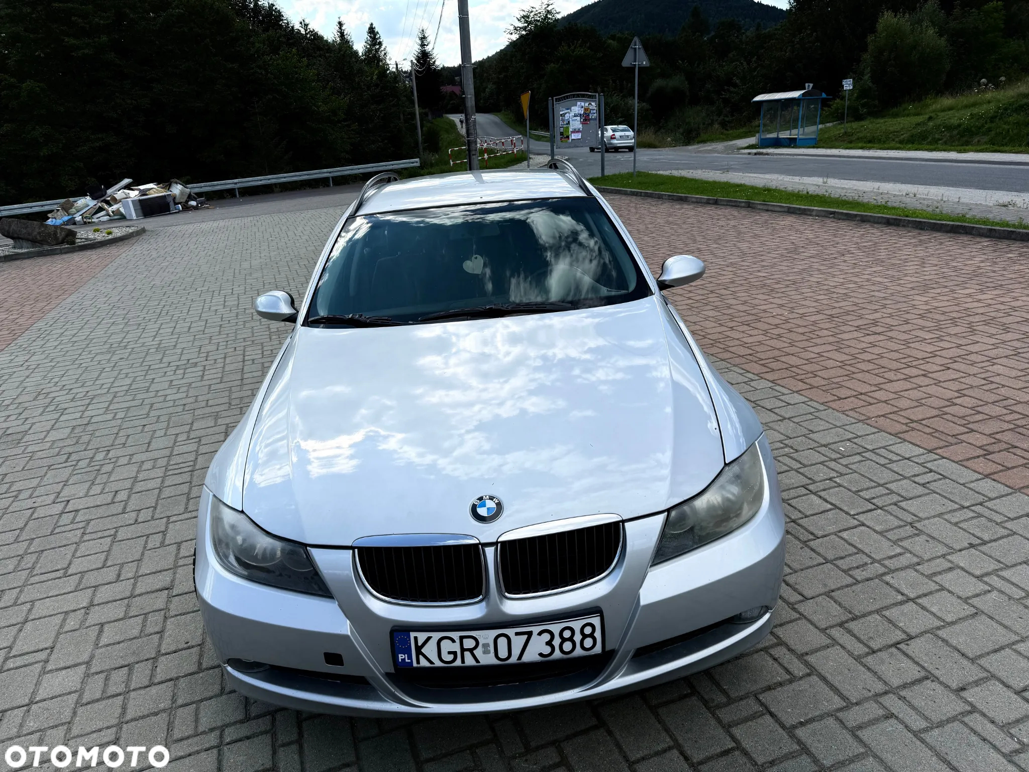BMW Seria 3 320d DPF Touring - 10