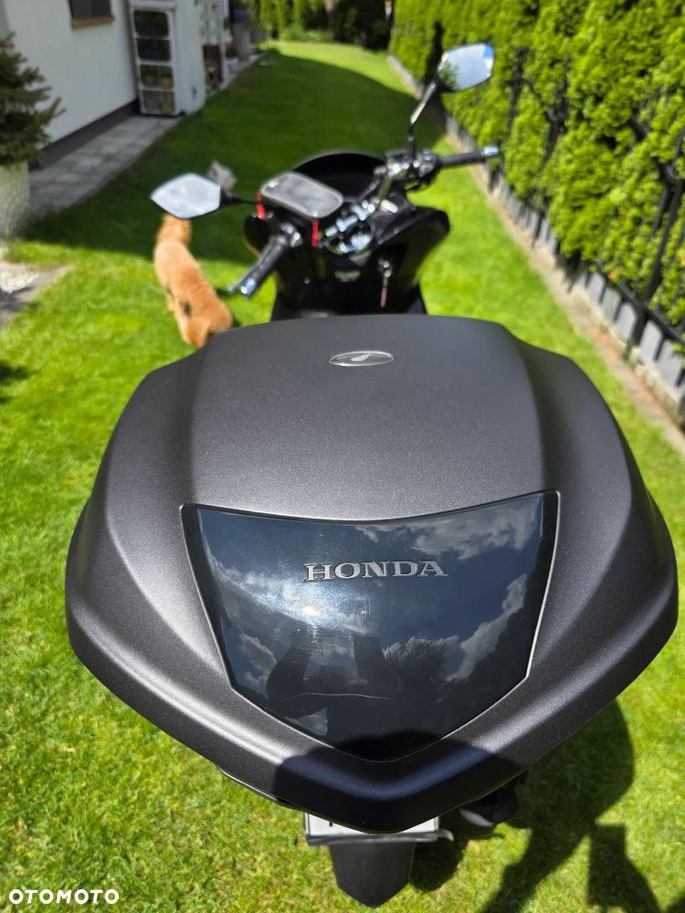 Honda PCX - 10